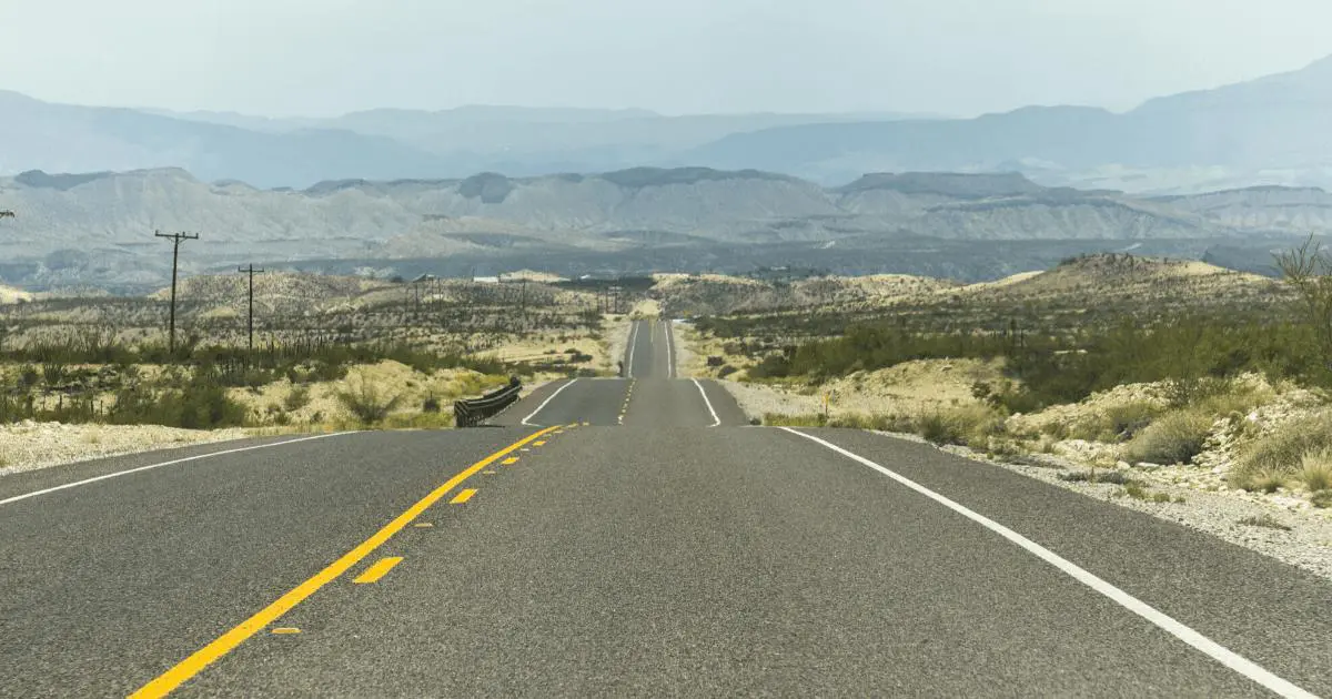 How to Drive Safely on the Highway: Must-Know Passing vs. Cruising Tips 1 highway driving tips
