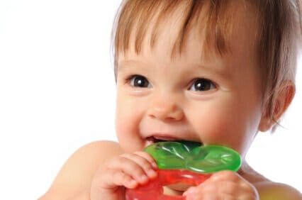 14,000 Baby Carriers Recalled for Faulty Buckles iStock 000007839865XSmall